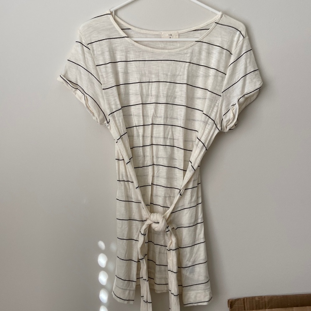 Anthropologie Tunic Top With Ties Size Small